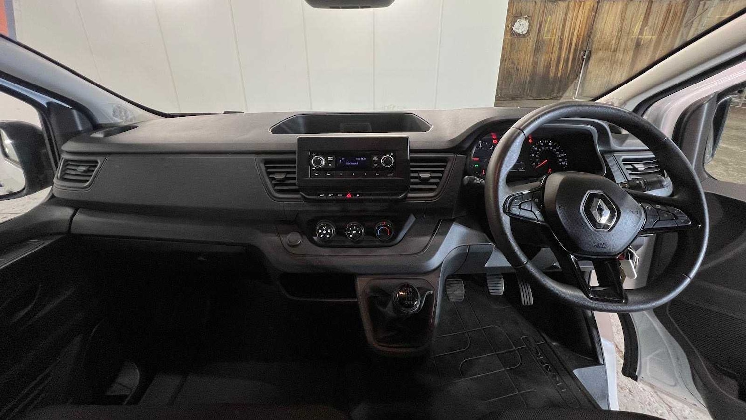 Used Renault Trafic 2022 for sale - 77996239: Photo 28