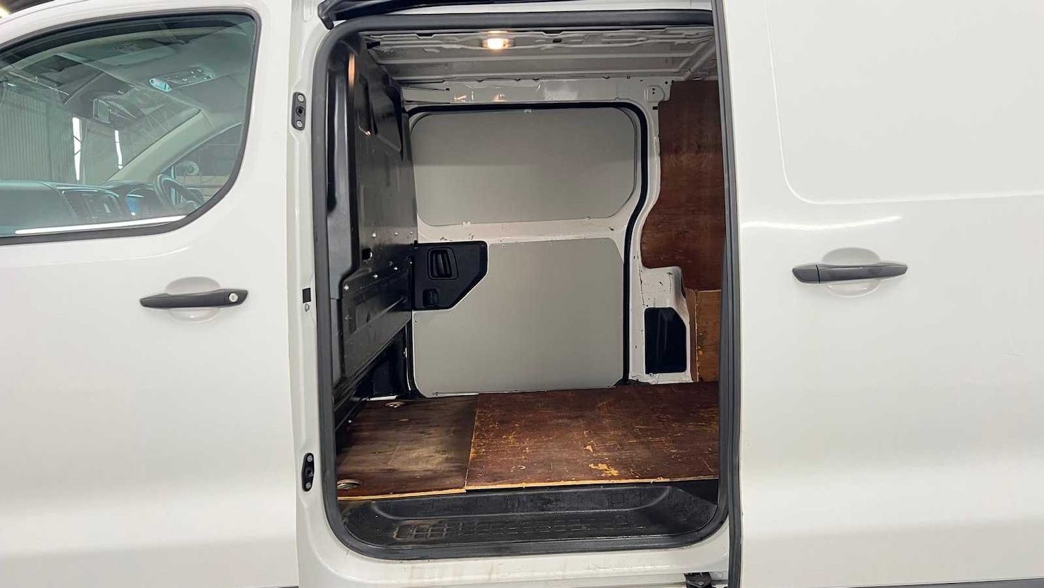 Used Vauxhall Vivaro 2020 for sale - 77032114: Photo 12