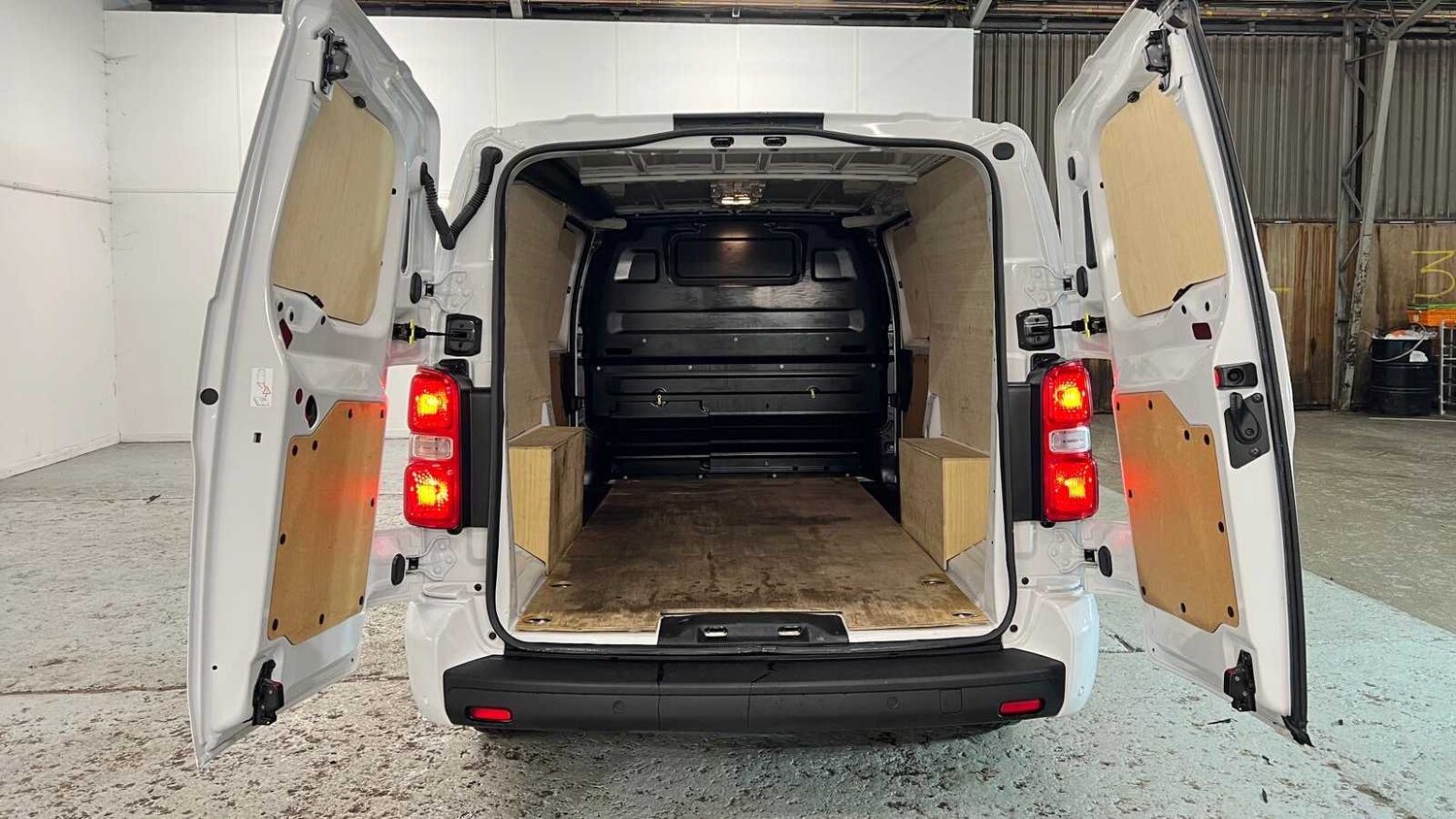 Used Citroen Dispatch 2024 for sale - 78010127: Photo 29