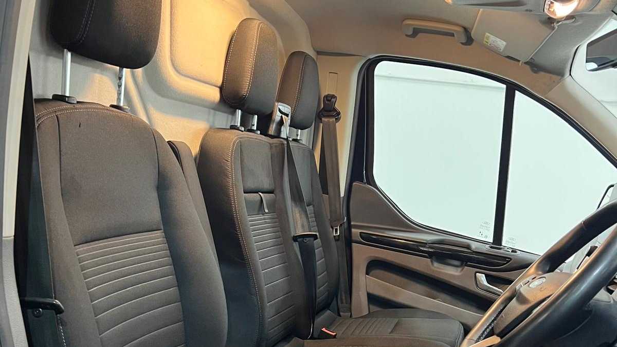 Used Ford Transit Custom 2022 for sale - 76362572: Photo 34