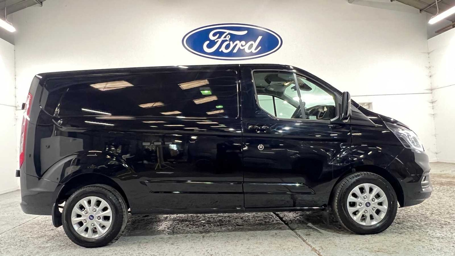 Used Ford Transit Custom 2022 for sale - 76362572: Photo 4