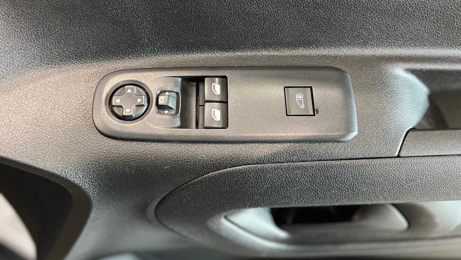 Used Citroen Berlingo 2023 for sale - 76967755: Photo 17