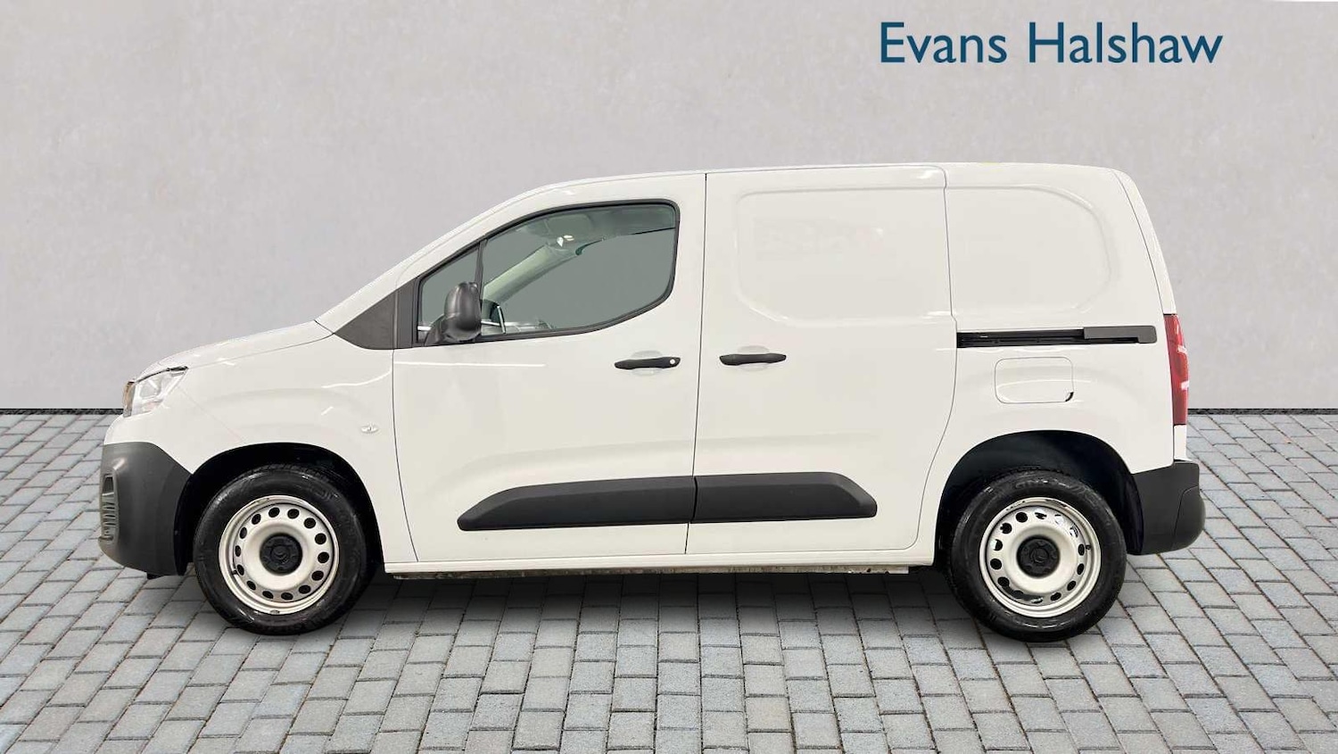 Used Citroen Berlingo 2023 for sale - 76967755: Photo 5