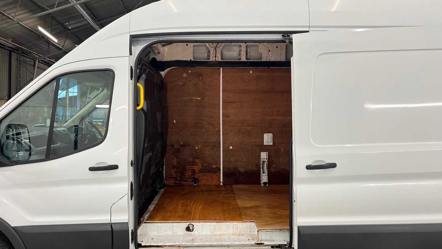 Used Ford Transit 2018 for sale - 77756583: Photo 8