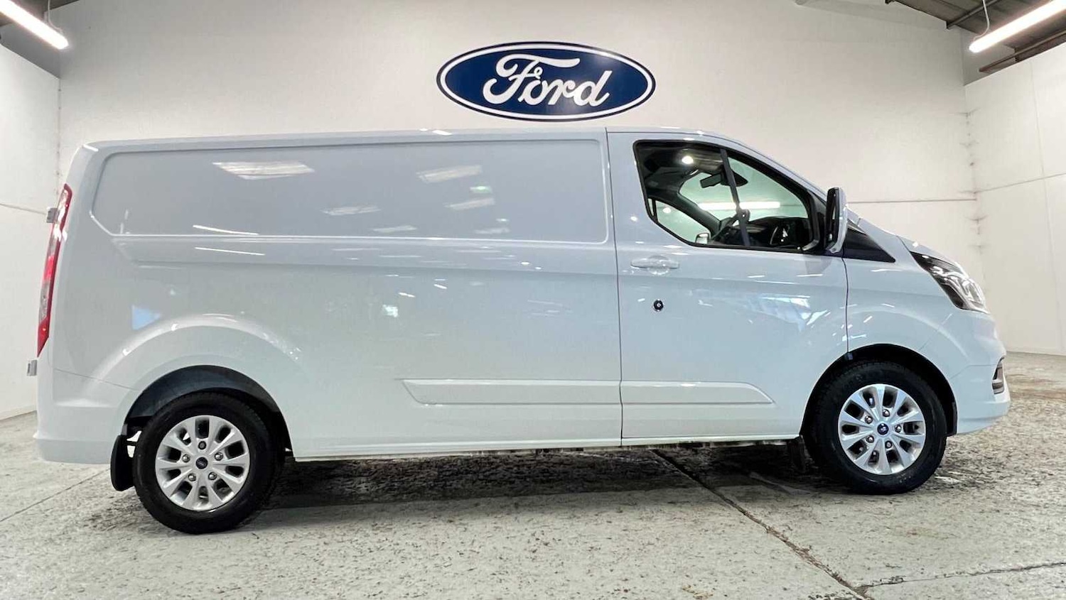 Used Ford Transit Custom 2023 for sale - 76063409: Photo 2