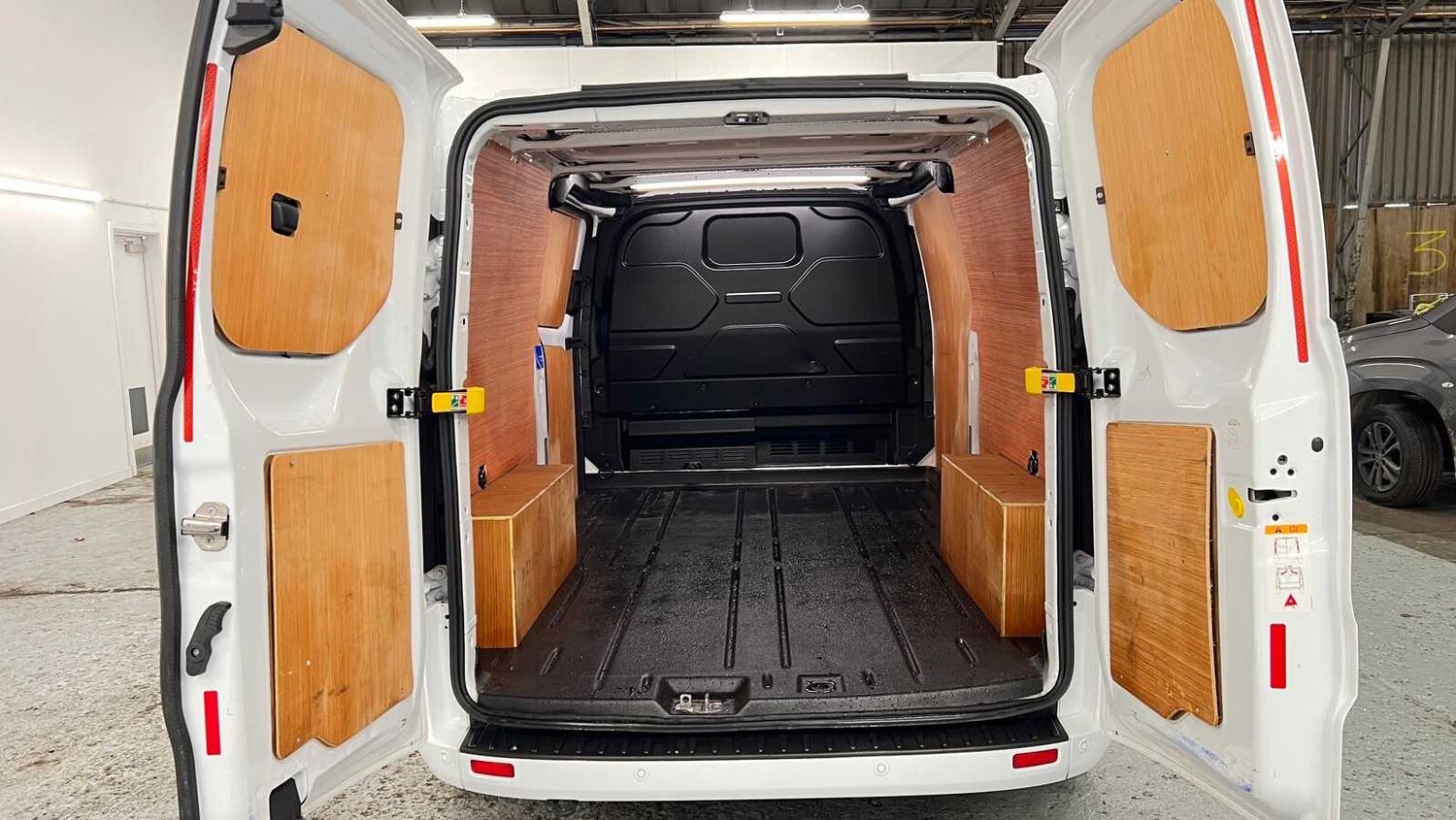 Used Ford Transit Custom 2023 for sale - 76063409: Photo 9