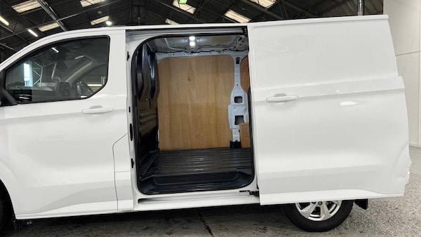 Used Ford Transit Custom 2024 for sale - 75316874: Photo 11