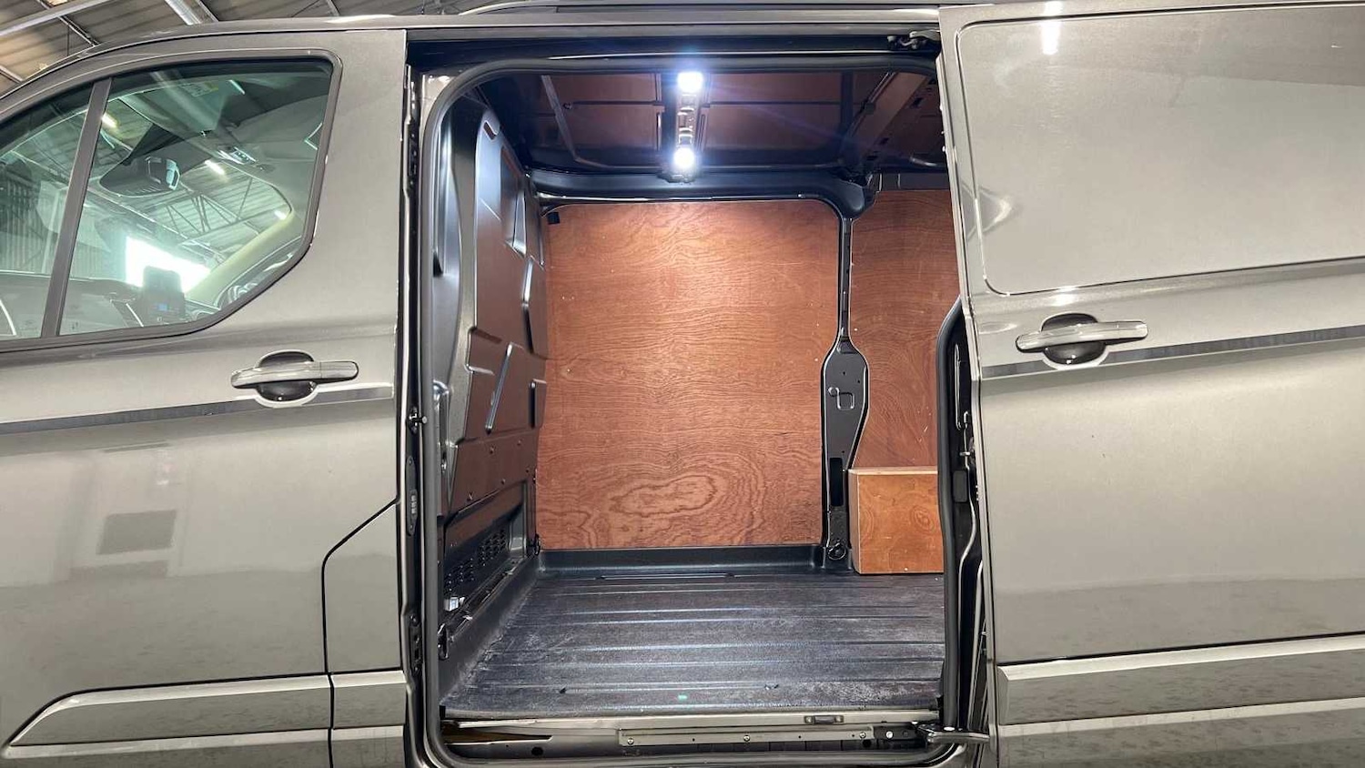 Used Ford Transit Custom 2020 for sale - 77787188: Photo 5