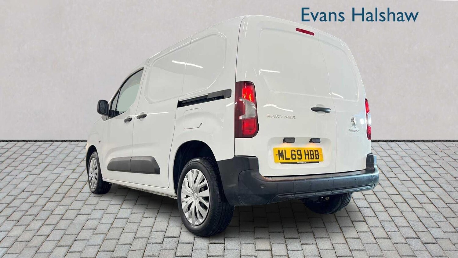 Used Peugeot Partner 2019 for sale - 77058325: Photo 12