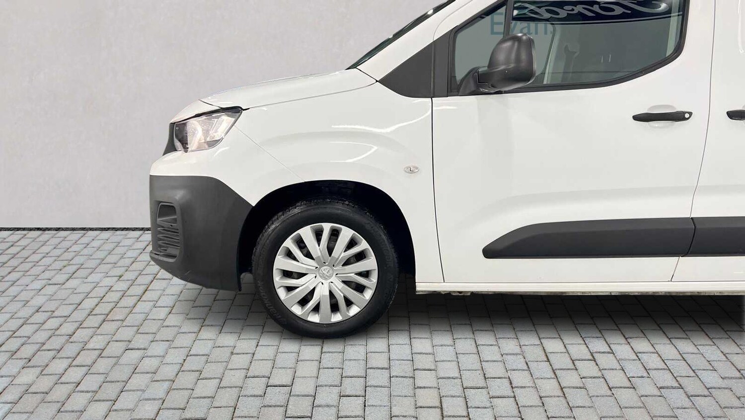 Used Peugeot Partner 2019 for sale - 77058325: Photo 18