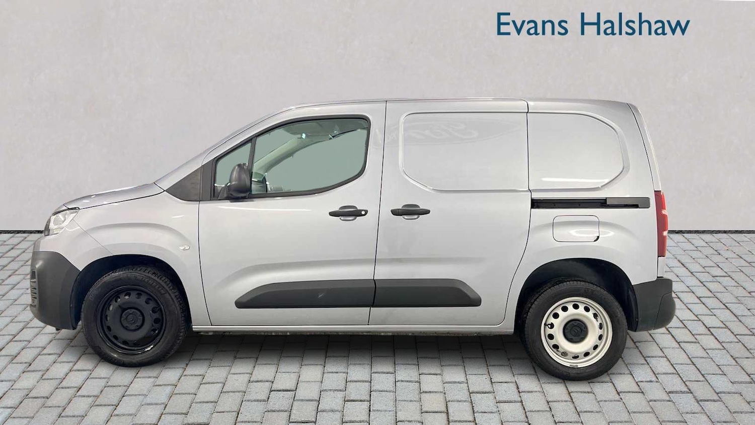 Used Citroen Berlingo 2023 for sale - 76390749: Photo 8