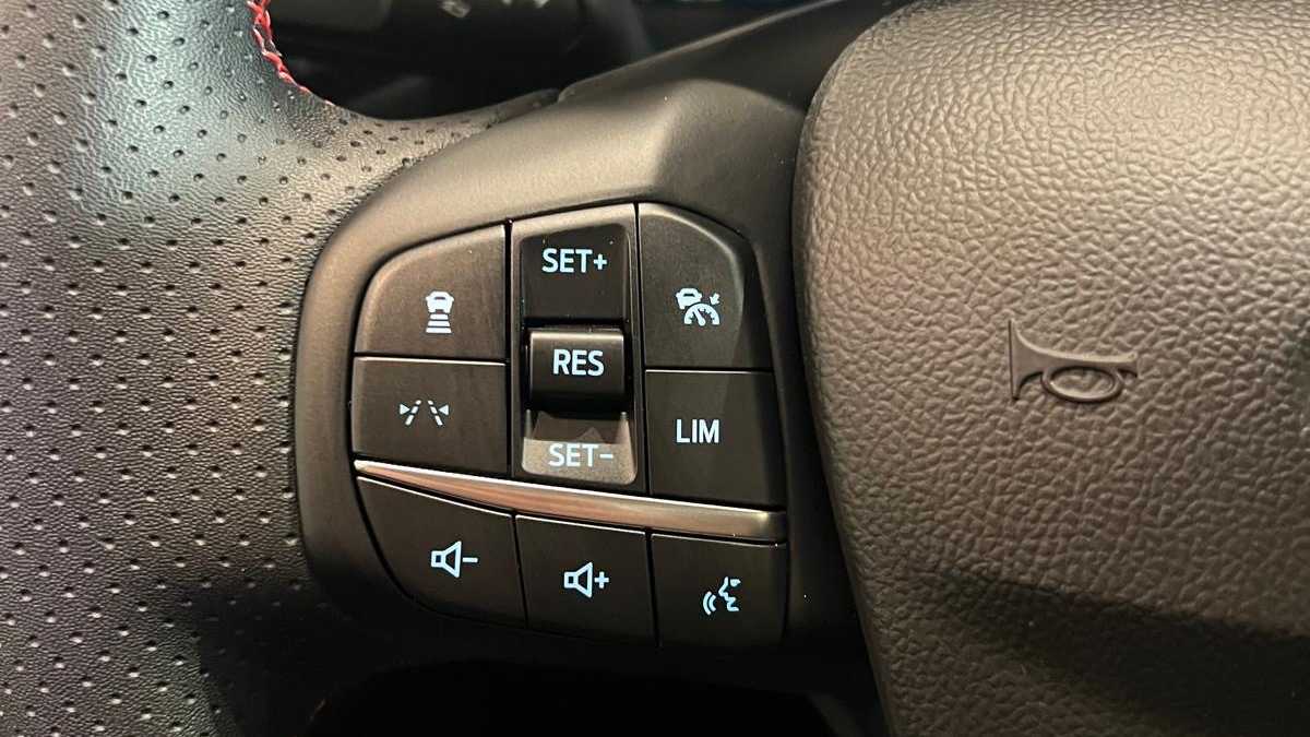 Used Ford Kuga 2025 for sale - 77943231: Photo 23