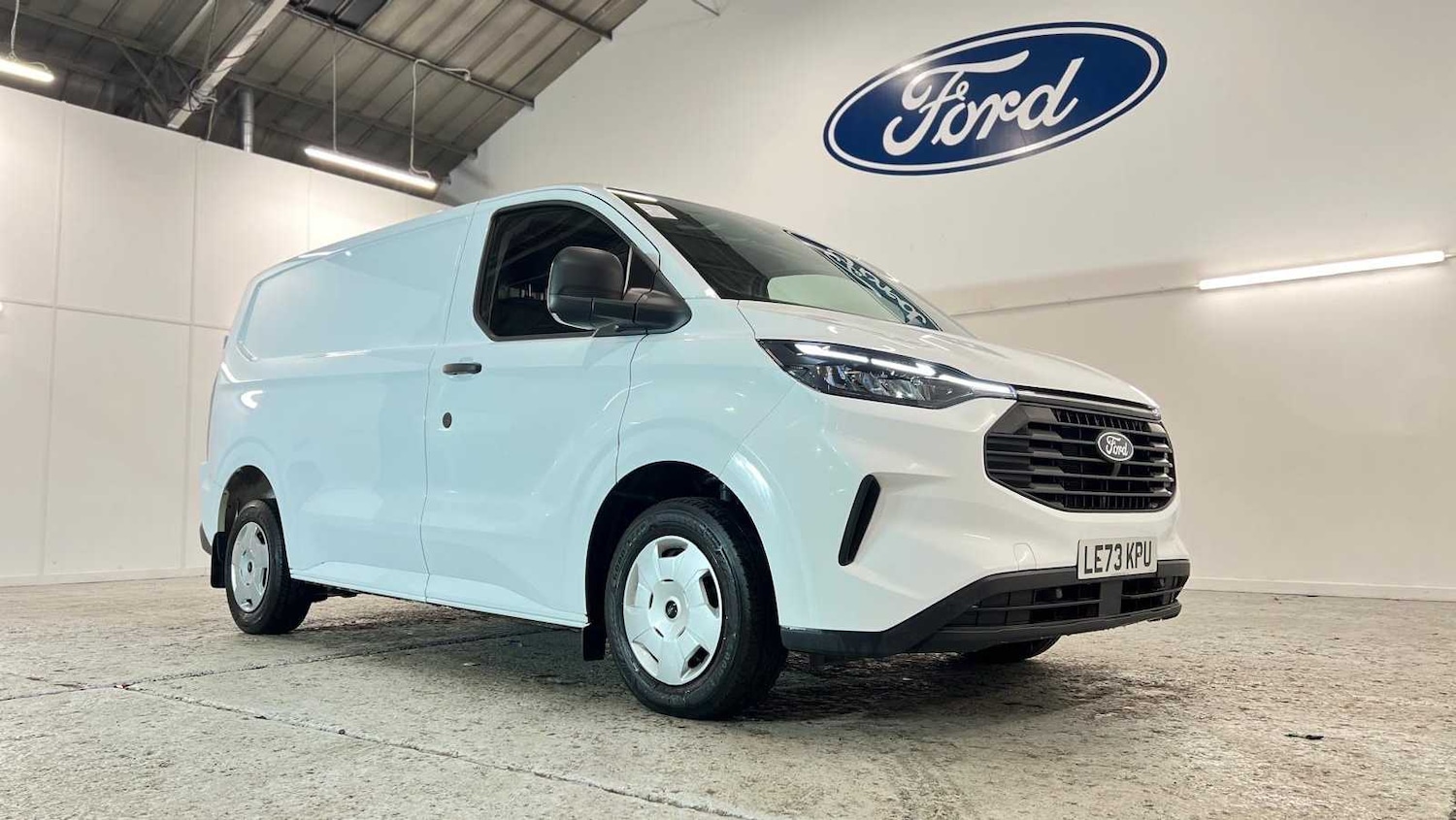 Used Ford Transit Custom 2024 for sale - 77628120: Photo 1