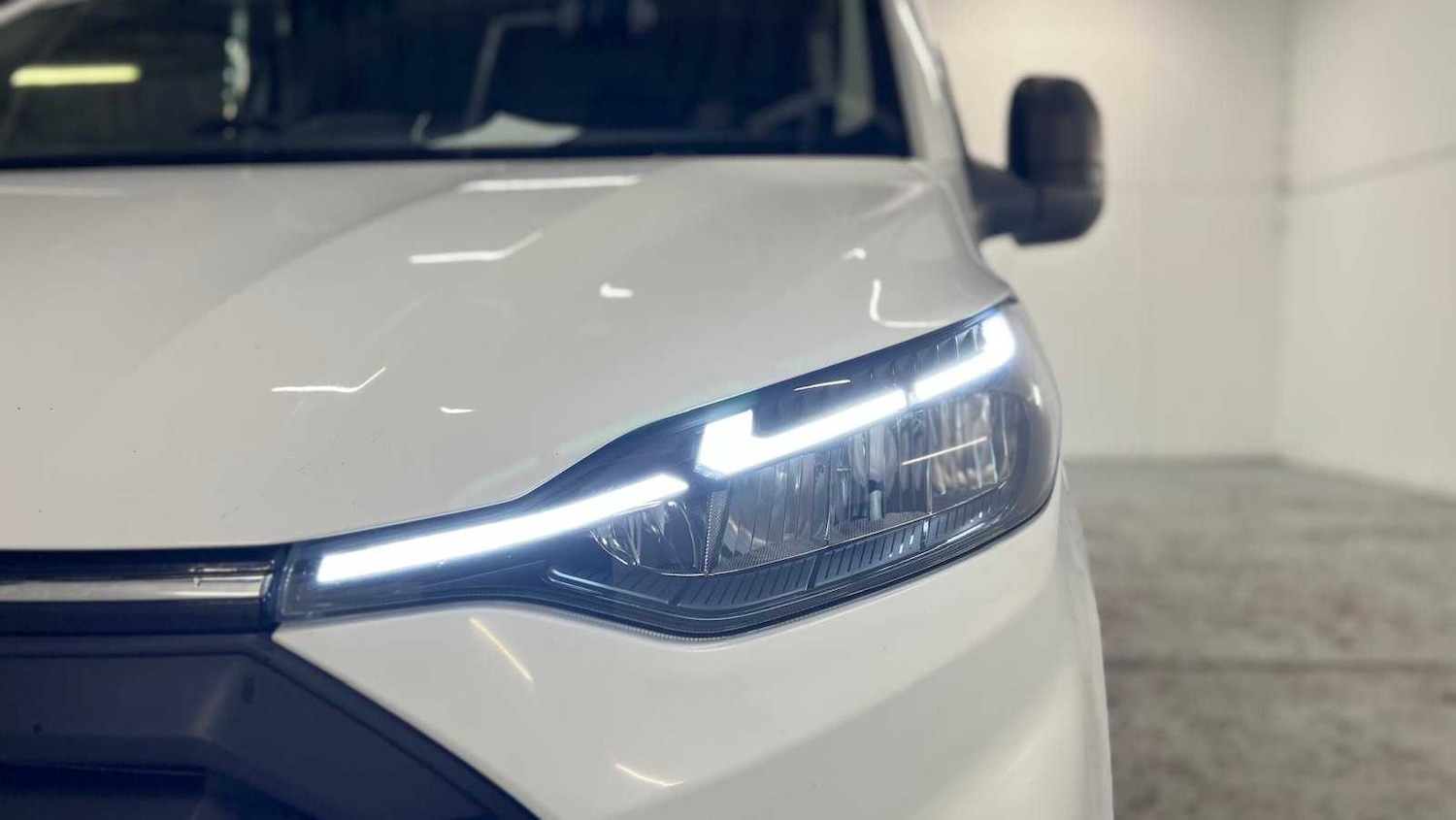 Used Ford Transit Custom 2024 for sale - 77628120: Photo 16