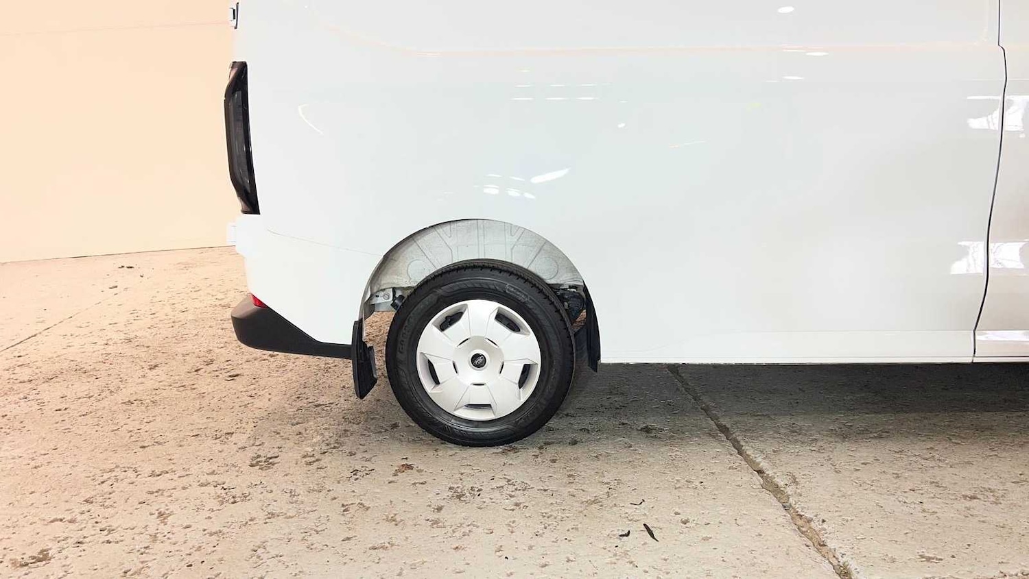 Used Ford Transit Custom 2024 for sale - 77972667: Photo 17