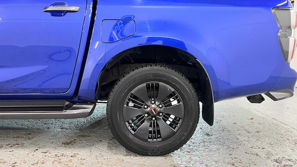Used Isuzu D-Max 2023 for sale - 76310724: Photo 10