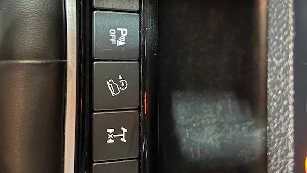 Used Isuzu D-Max 2023 for sale - 76310724: Photo 31