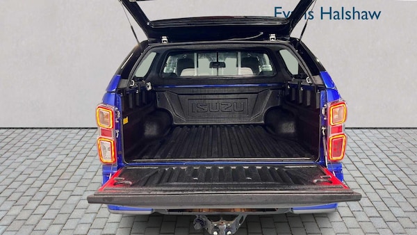 Used Isuzu D-Max 2023 for sale - 76310724: Photo 7