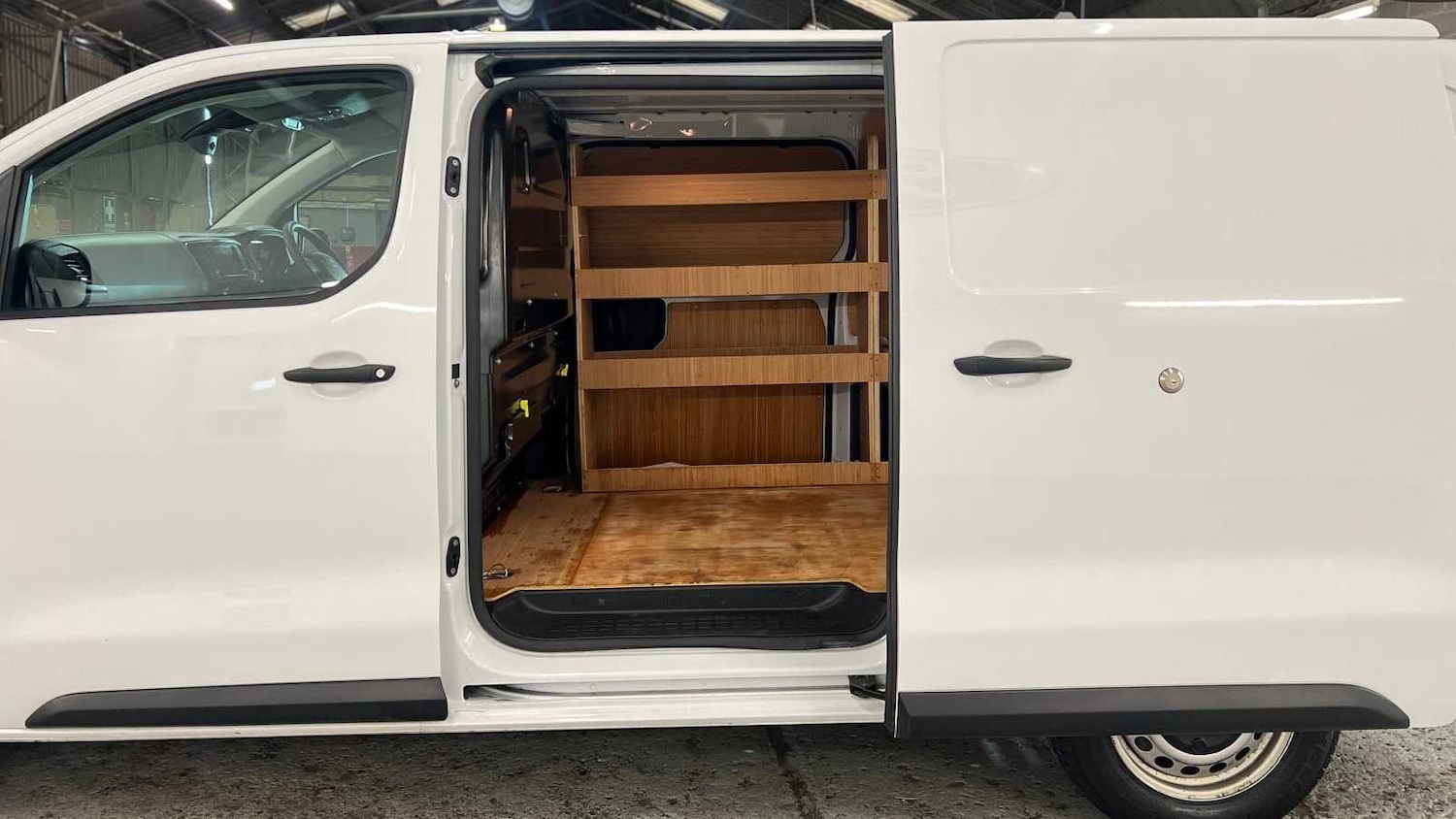 Used Peugeot Expert 2023 for sale - 77886265: Photo 10