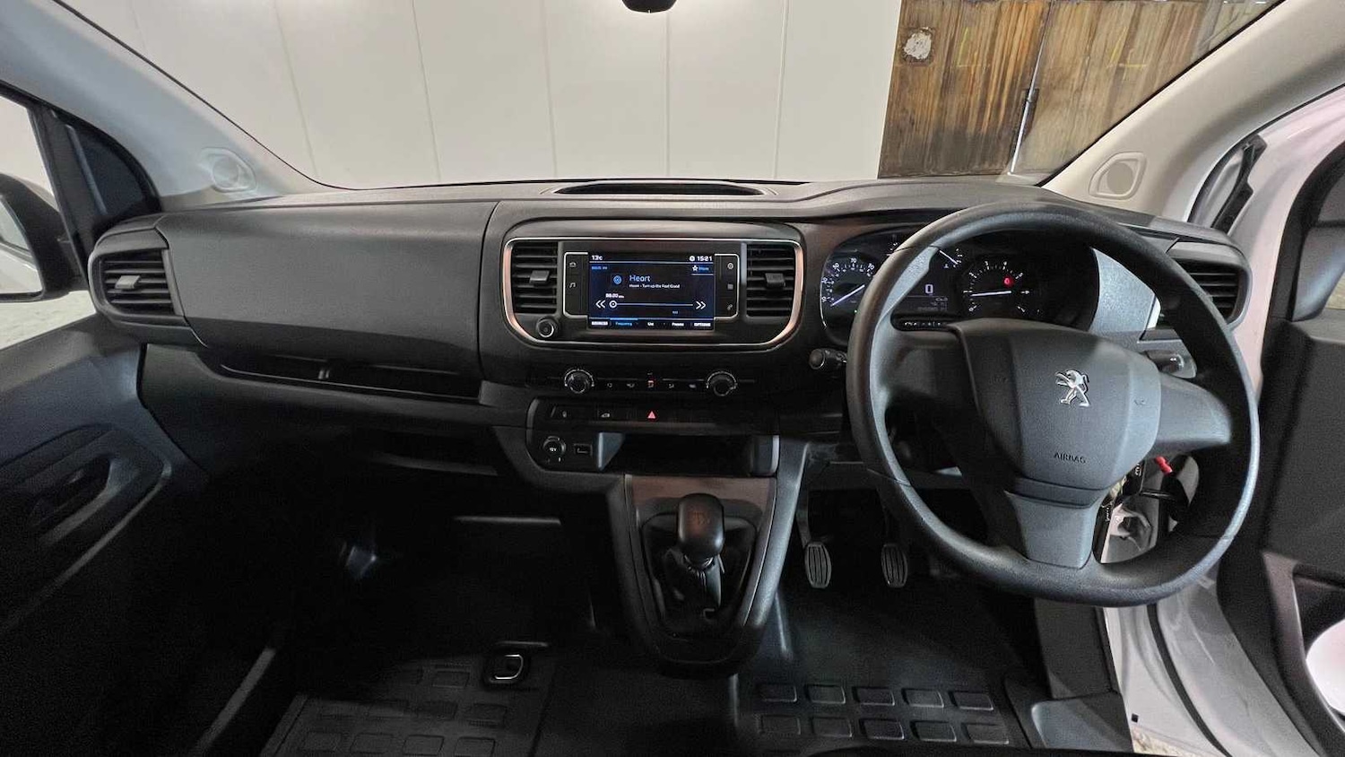 Used Peugeot Expert 2023 for sale - 77886265: Photo 29