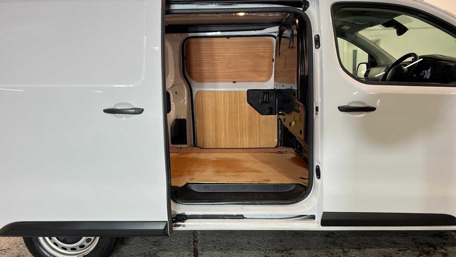 Used Peugeot Expert 2023 for sale - 77810885: Photo 11