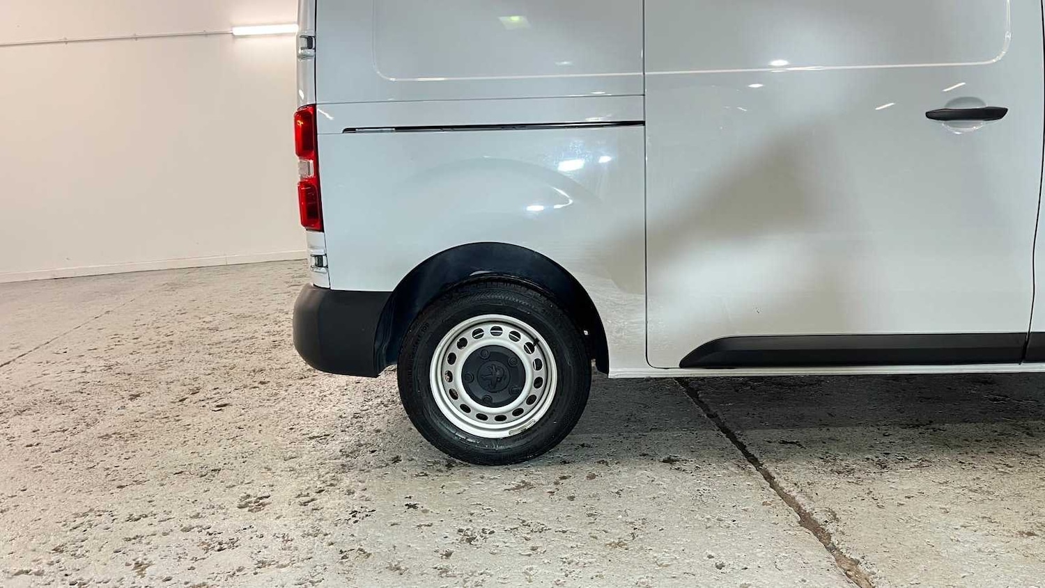 Used Peugeot Expert 2023 for sale - 77810885: Photo 14