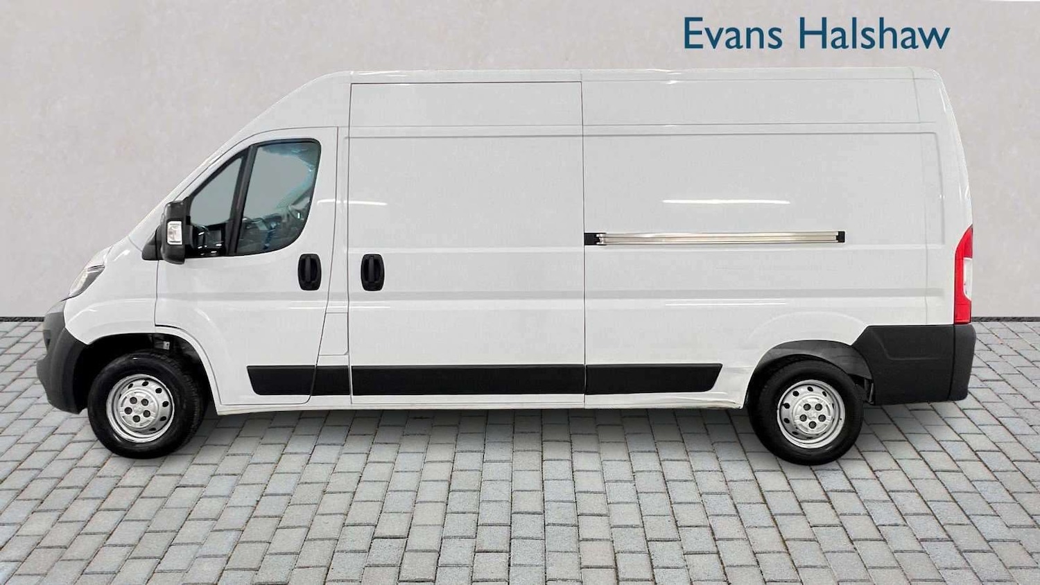 Used Peugeot Boxer 2023 for sale - 78118715: Photo 2