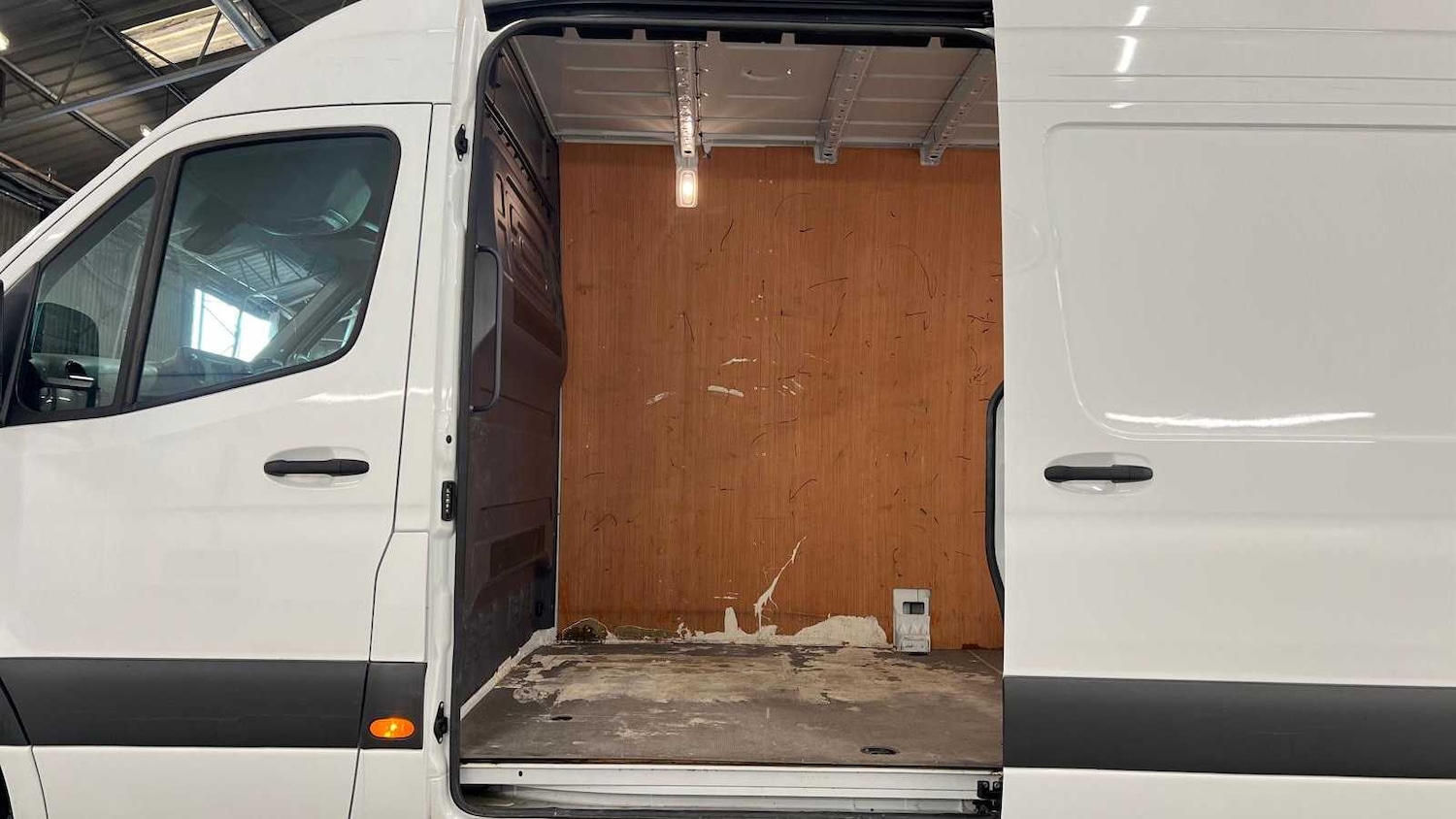 Used Mercedes-Benz Sprinter 2024 for sale - 78173732: Photo 9