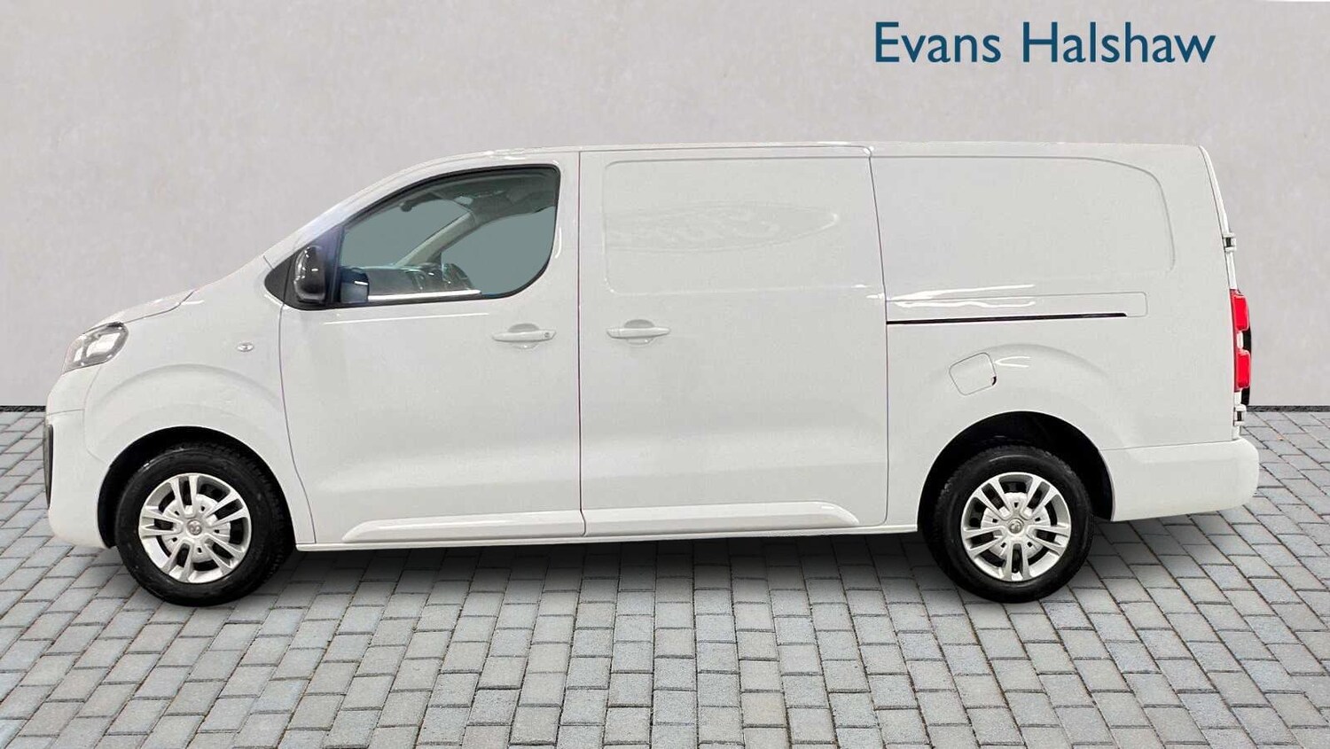 Used Vauxhall Vivaro 2022 for sale - 76610637: Photo 7