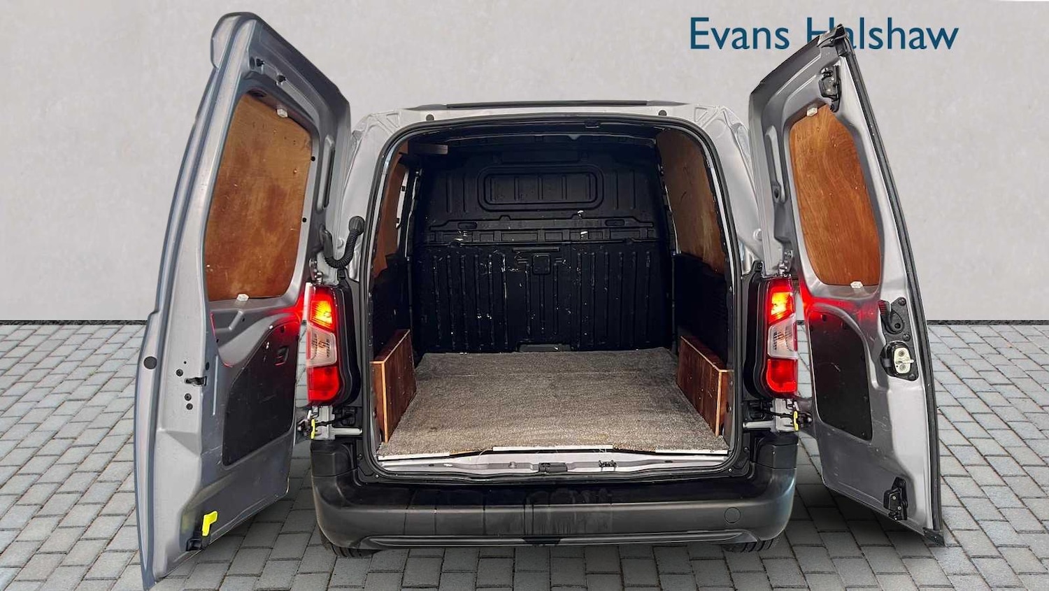 Used Vauxhall Combo 2020 for sale - 77485471: Photo 11