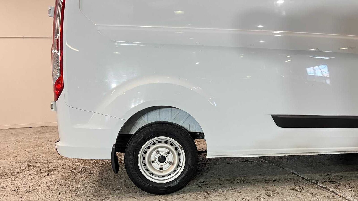 Used Ford Transit Custom 2023 for sale - 76230393: Photo 18