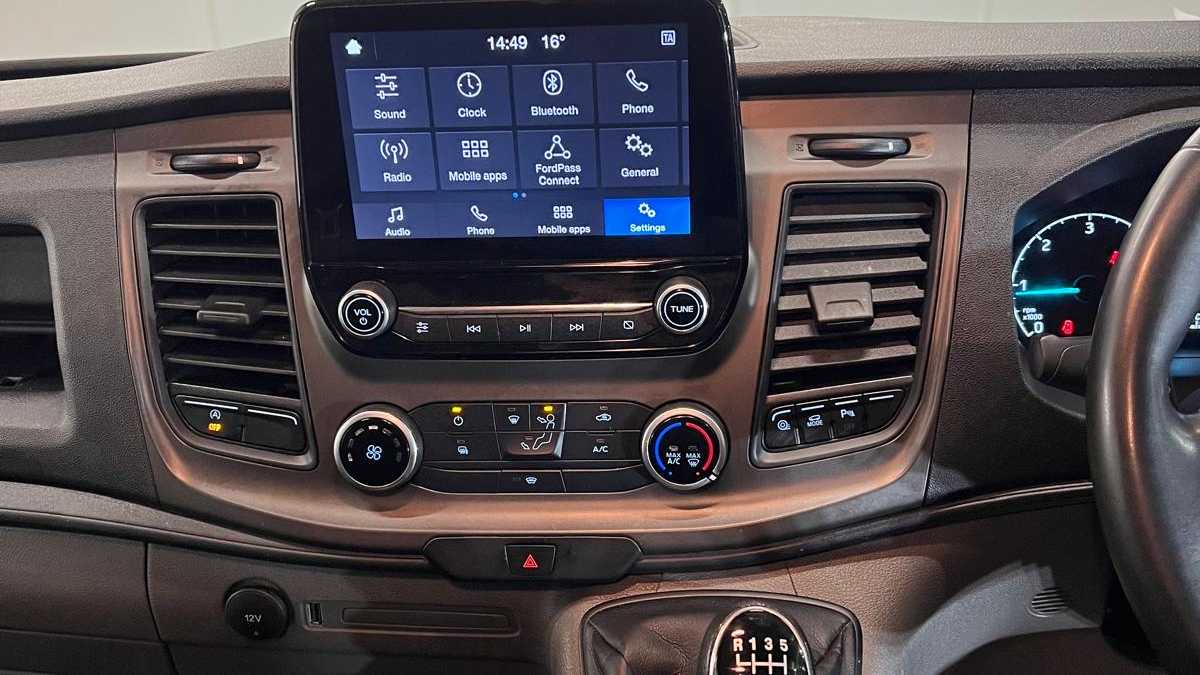 Used Ford Transit Custom 2023 for sale - 76230393: Photo 28