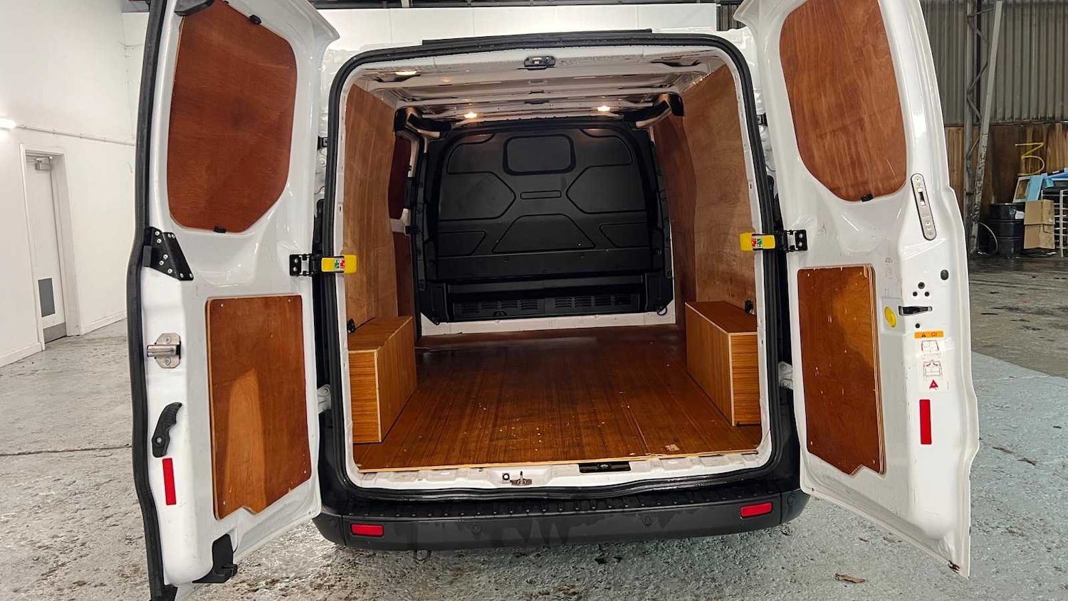 Used Ford Transit Custom 2022 for sale - 76587707: Photo 11