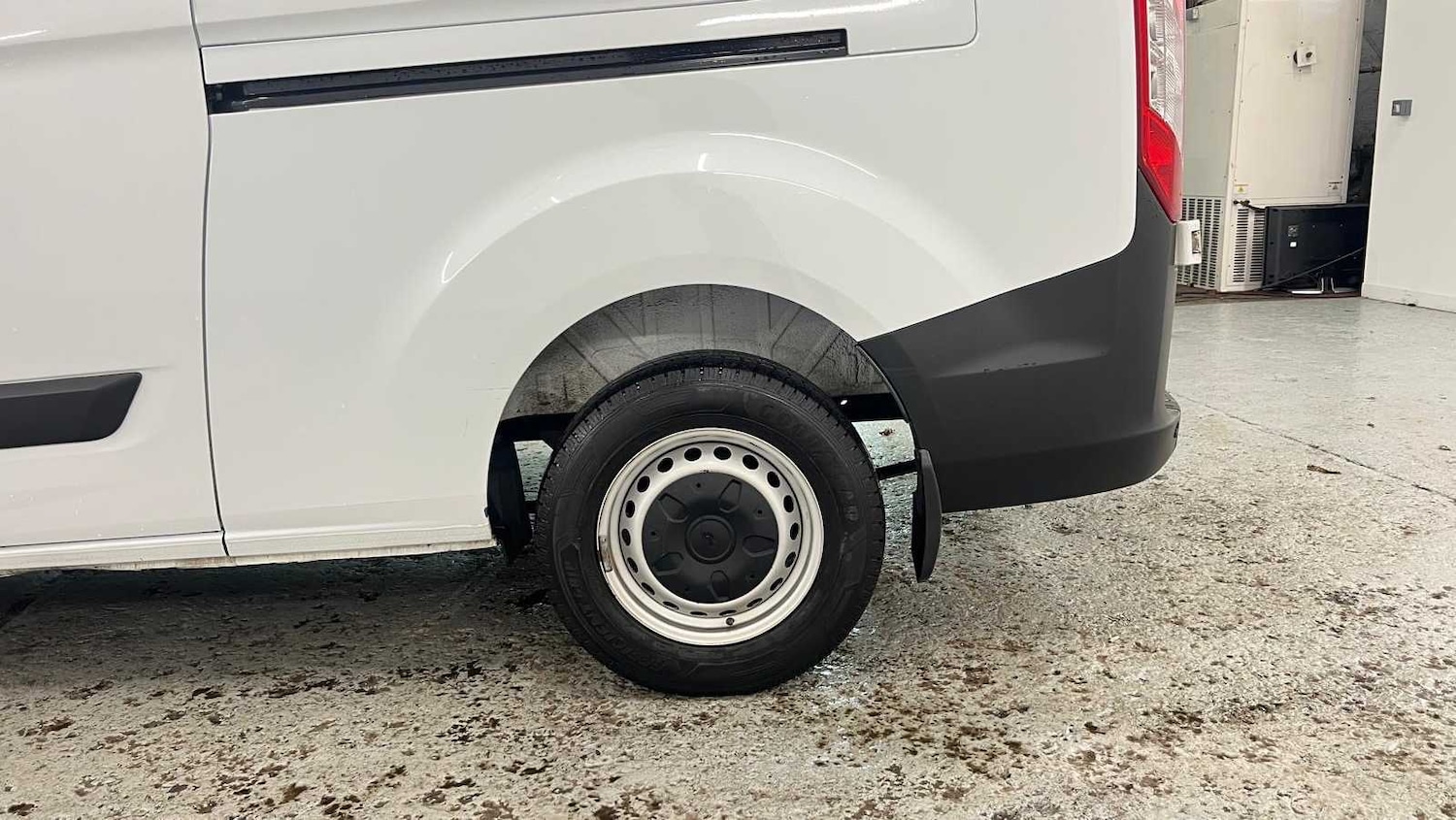 Used Ford Transit Custom 2022 for sale - 76587707: Photo 17