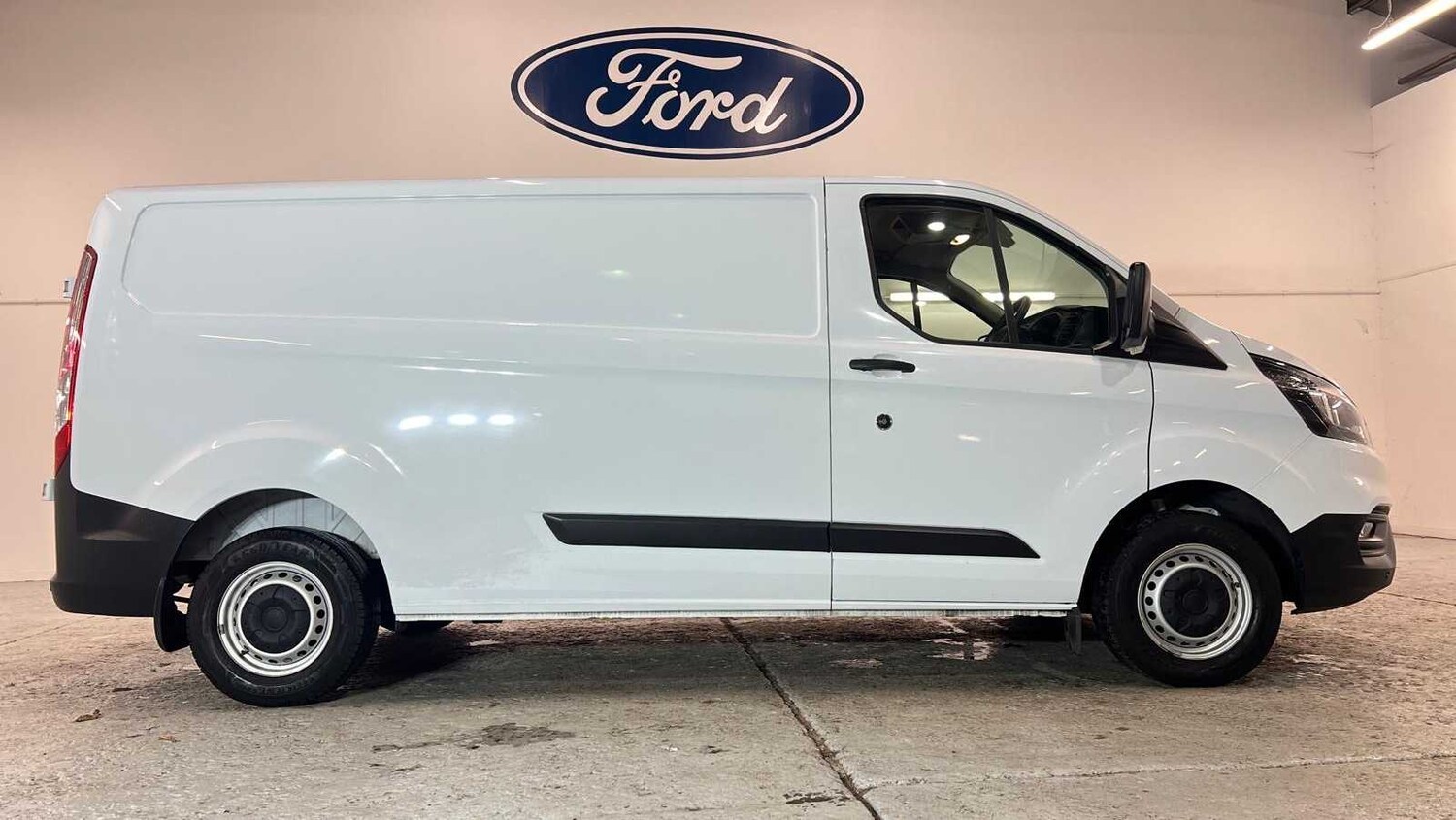 Used Ford Transit Custom 2022 for sale - 76587707: Photo 4