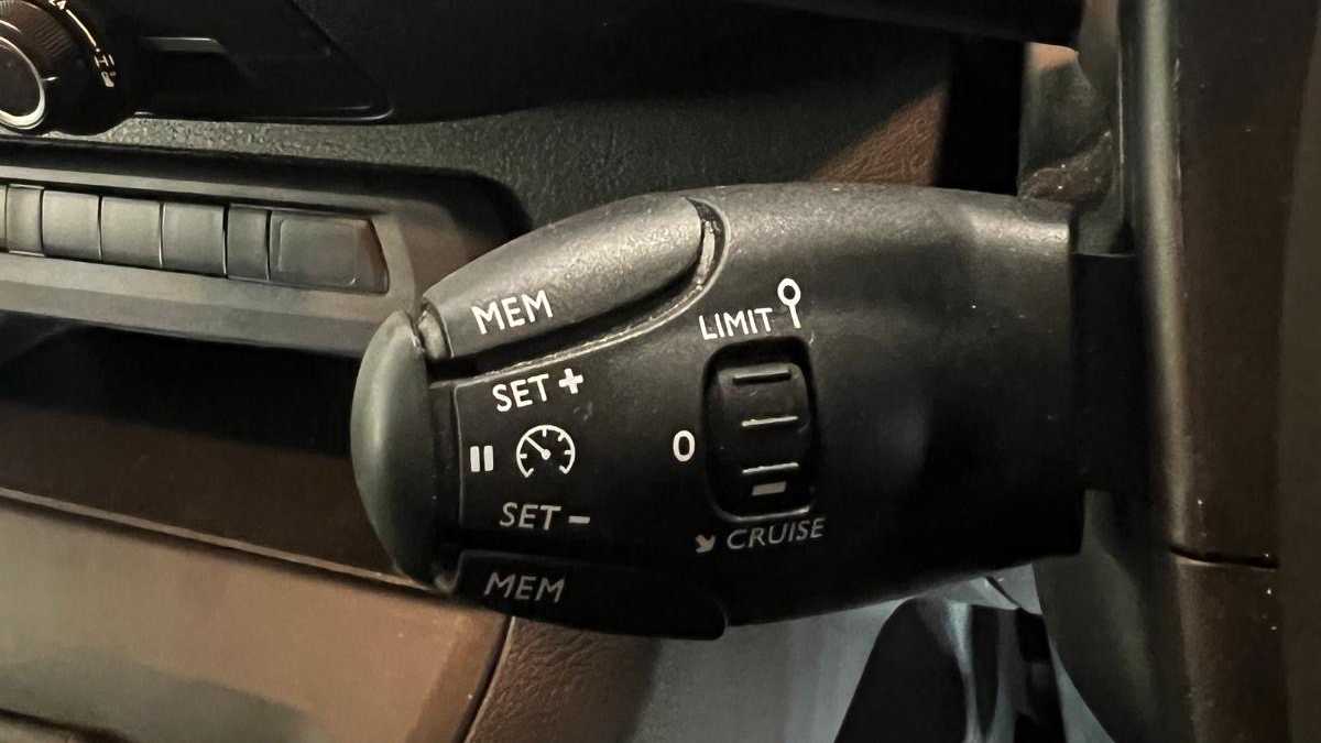 Used Citroen Dispatch 2023 for sale - 76475758: Photo 21