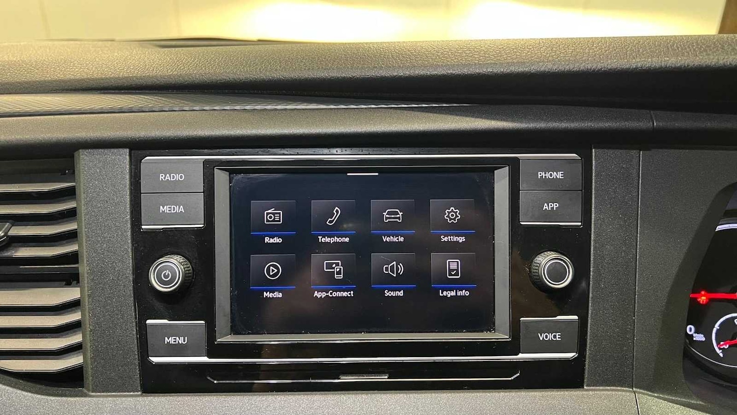 Used Volkswagen Transporter 2022 for sale - 77827472: Photo 24