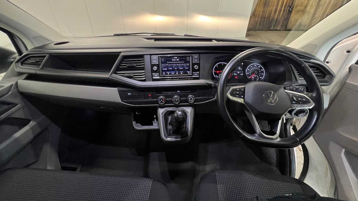 Used Volkswagen Transporter 2022 for sale - 77827472: Photo 27