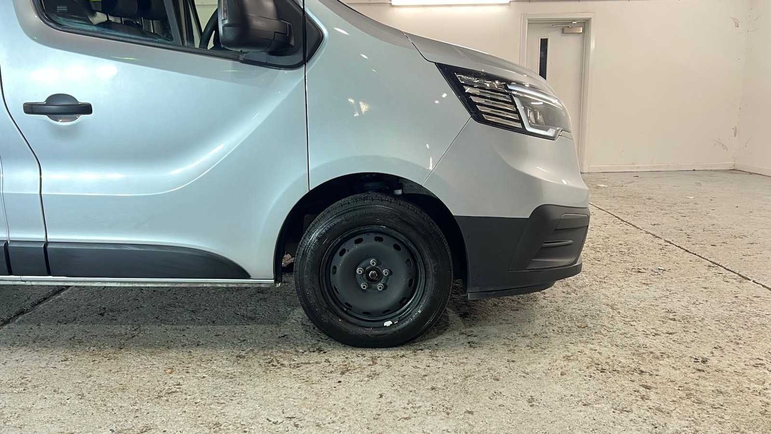 Used Renault Trafic 2023 for sale - 76789220: Photo 19