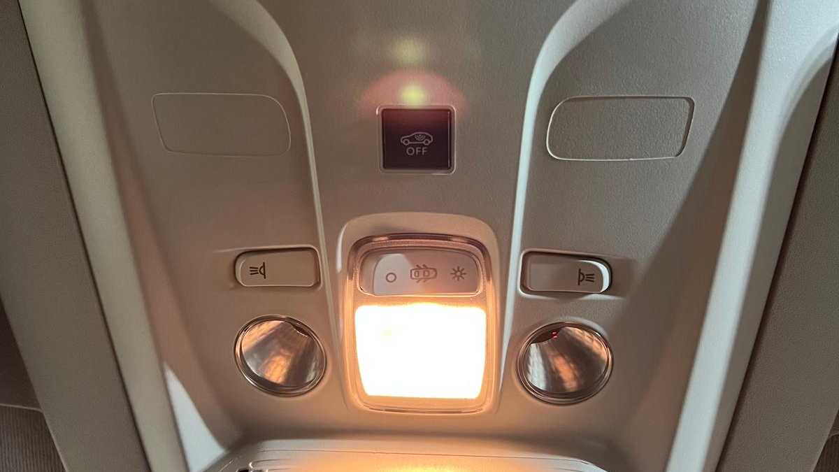 Vehicle 33