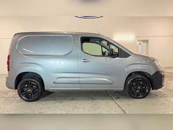 Used Citroen Berlingo 2022 for sale - 75944418: Photo