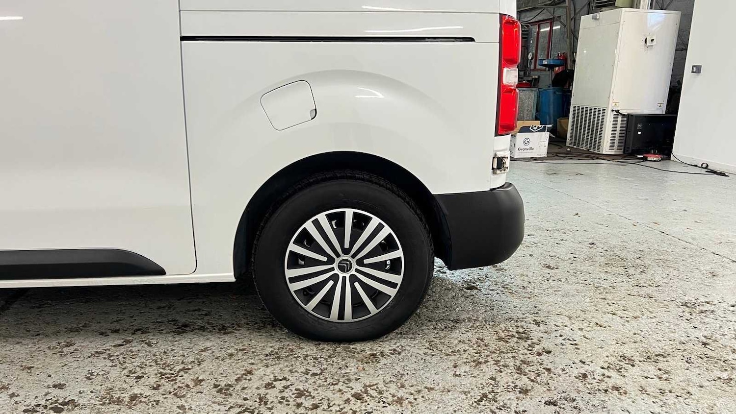 Used Citroen Dispatch 2019 for sale - 76692130: Photo 16