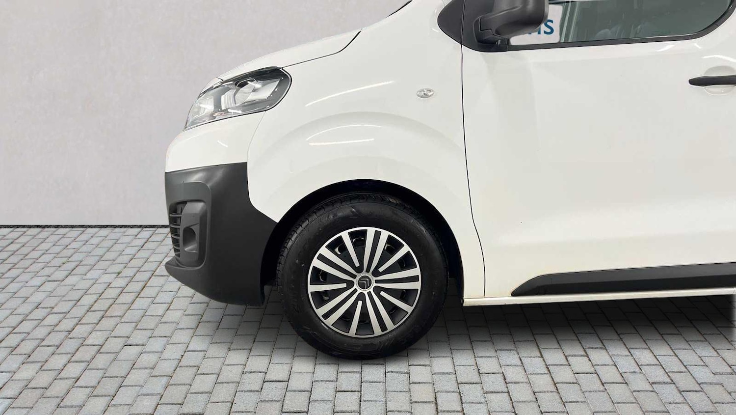 Used Citroen Dispatch 2019 for sale - 76692130: Photo 17