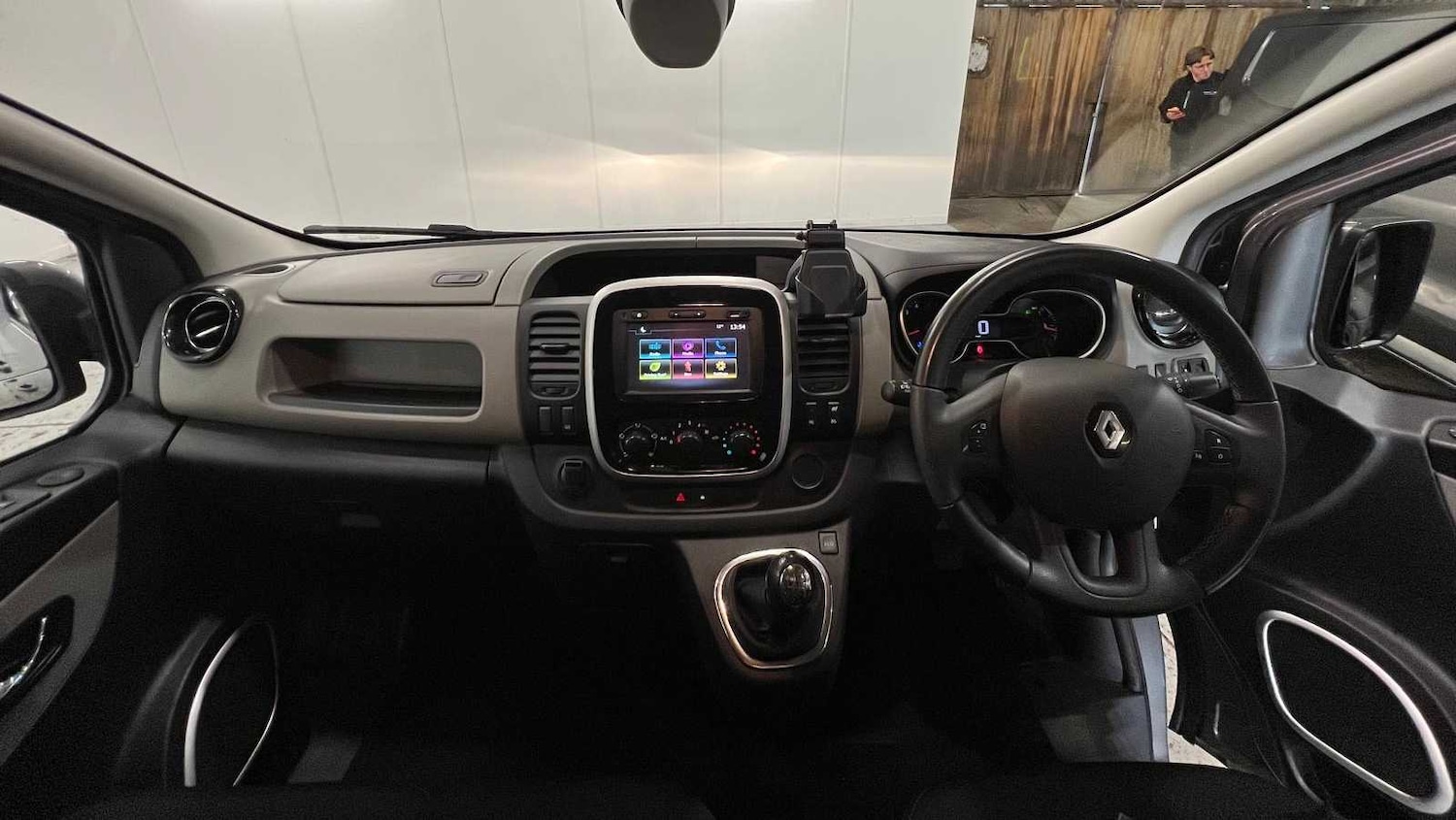 Used Renault Trafic 2018 for sale - 77649012: Photo 32