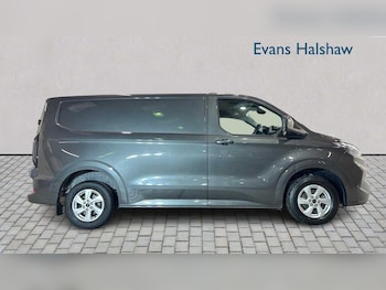 Used Ford Transit Custom 2024 for sale - 77068624: Photo