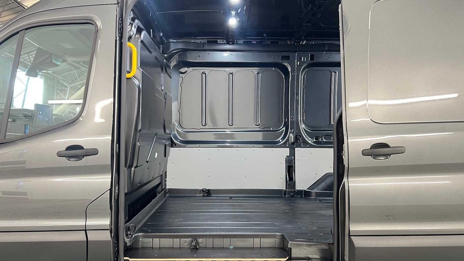 Used Ford E-Transit for sale - 76746059: Photo 15