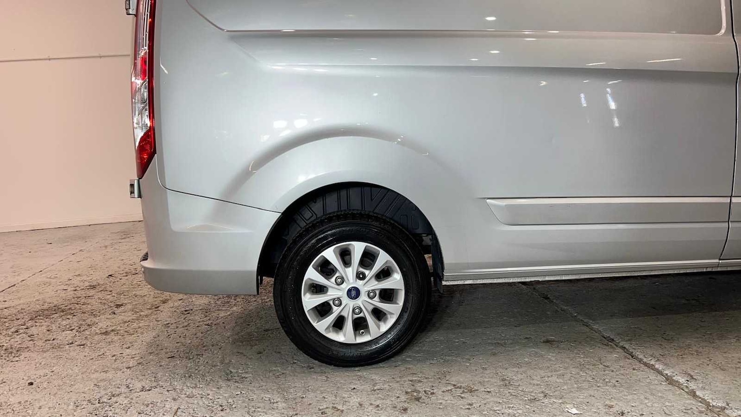 Used Ford Transit Custom 2020 for sale - 76692146: Photo 19