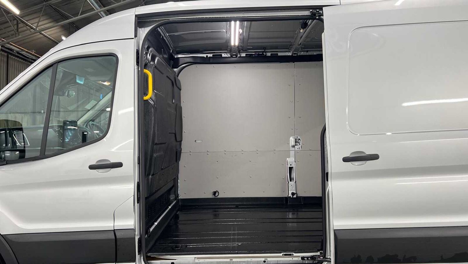 Used Ford Transit 2024 for sale - 77443464: Photo 16