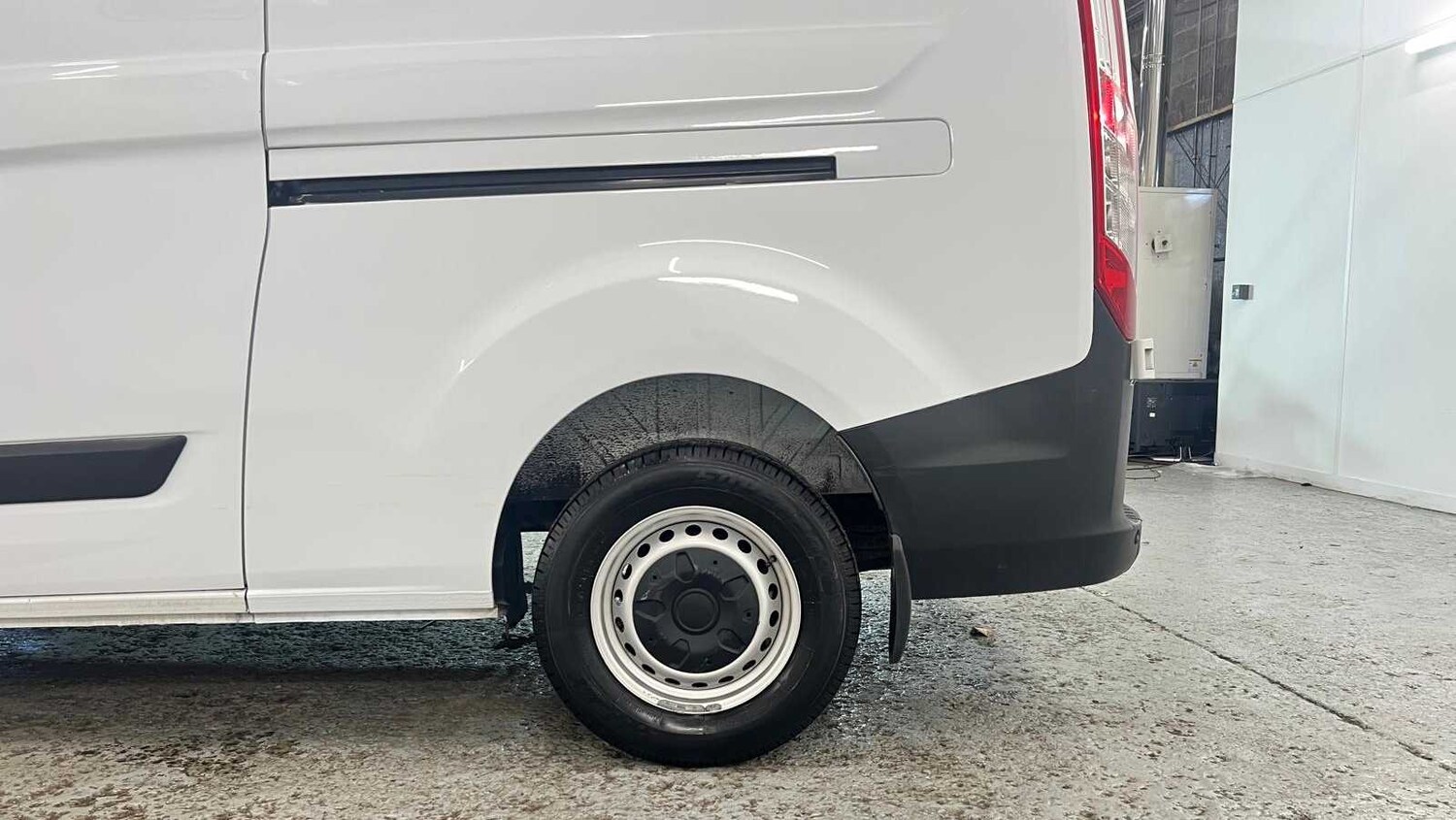 Used Ford Transit Custom 2023 for sale - 76087817: Photo 13
