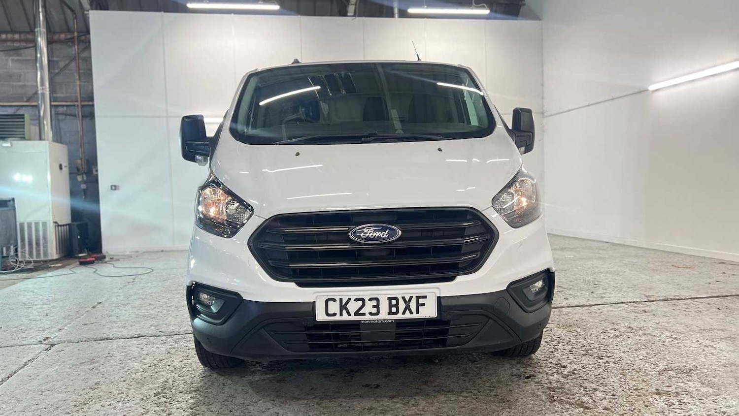 Used Ford Transit Custom 2023 for sale - 76087817: Photo 2